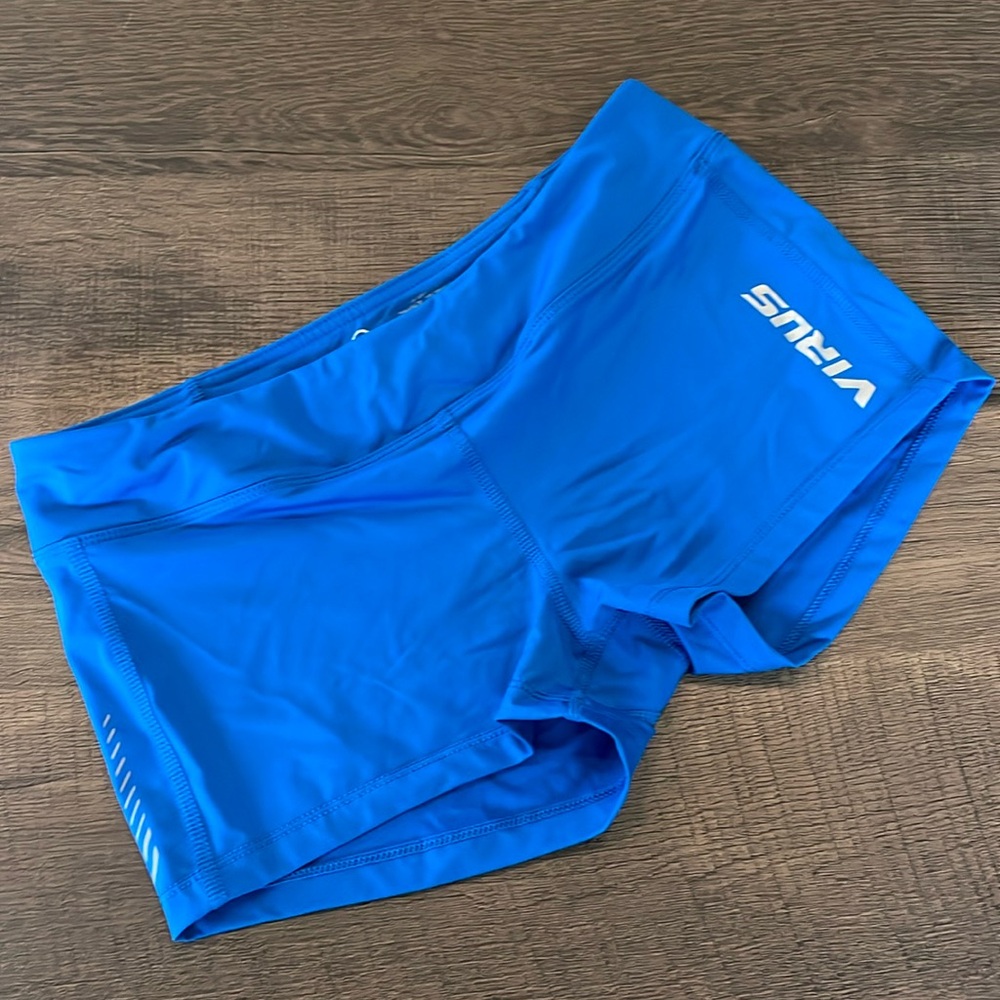 VIRUS compression shorts